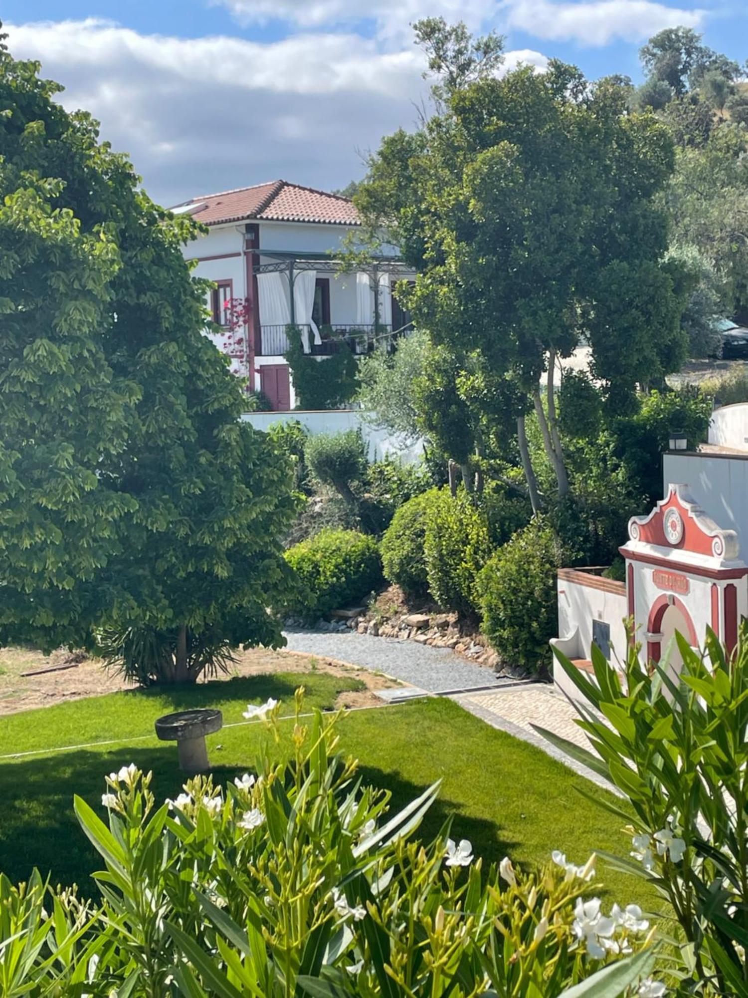 Quinta Da Asneira Apartment มอนเตมอโรโนโว ภายนอก รูปภาพ